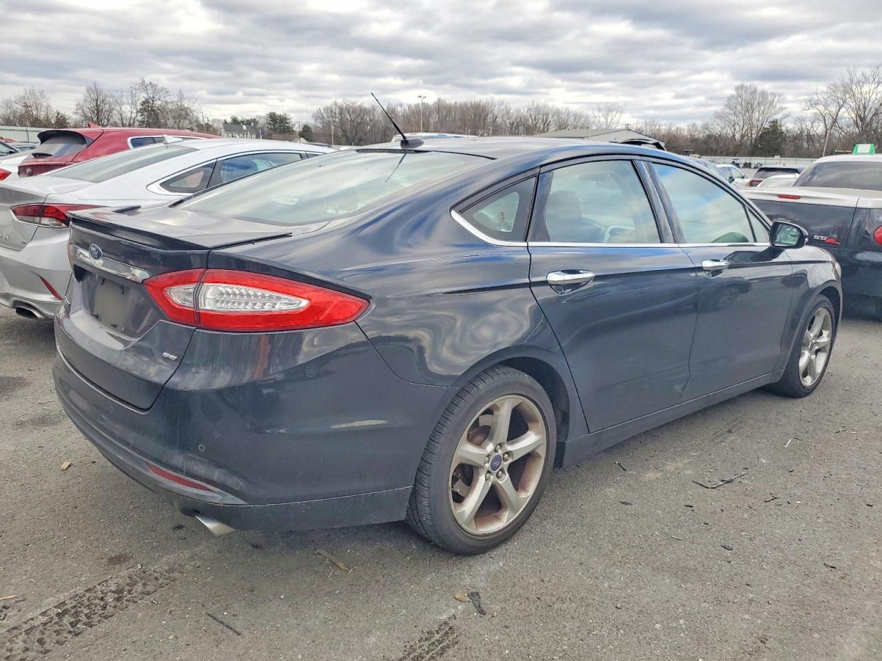 2014 FORD FUSION SE photo 3