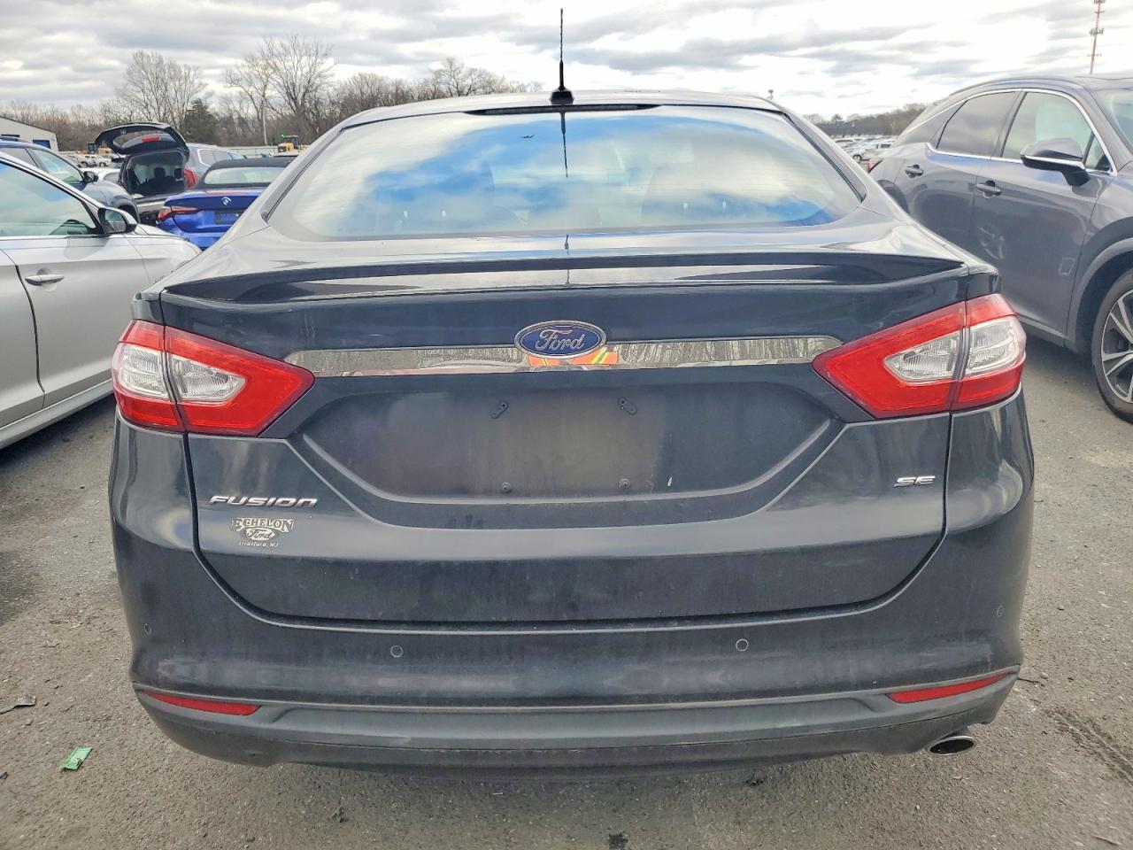 2014 FORD FUSION SE photo 6