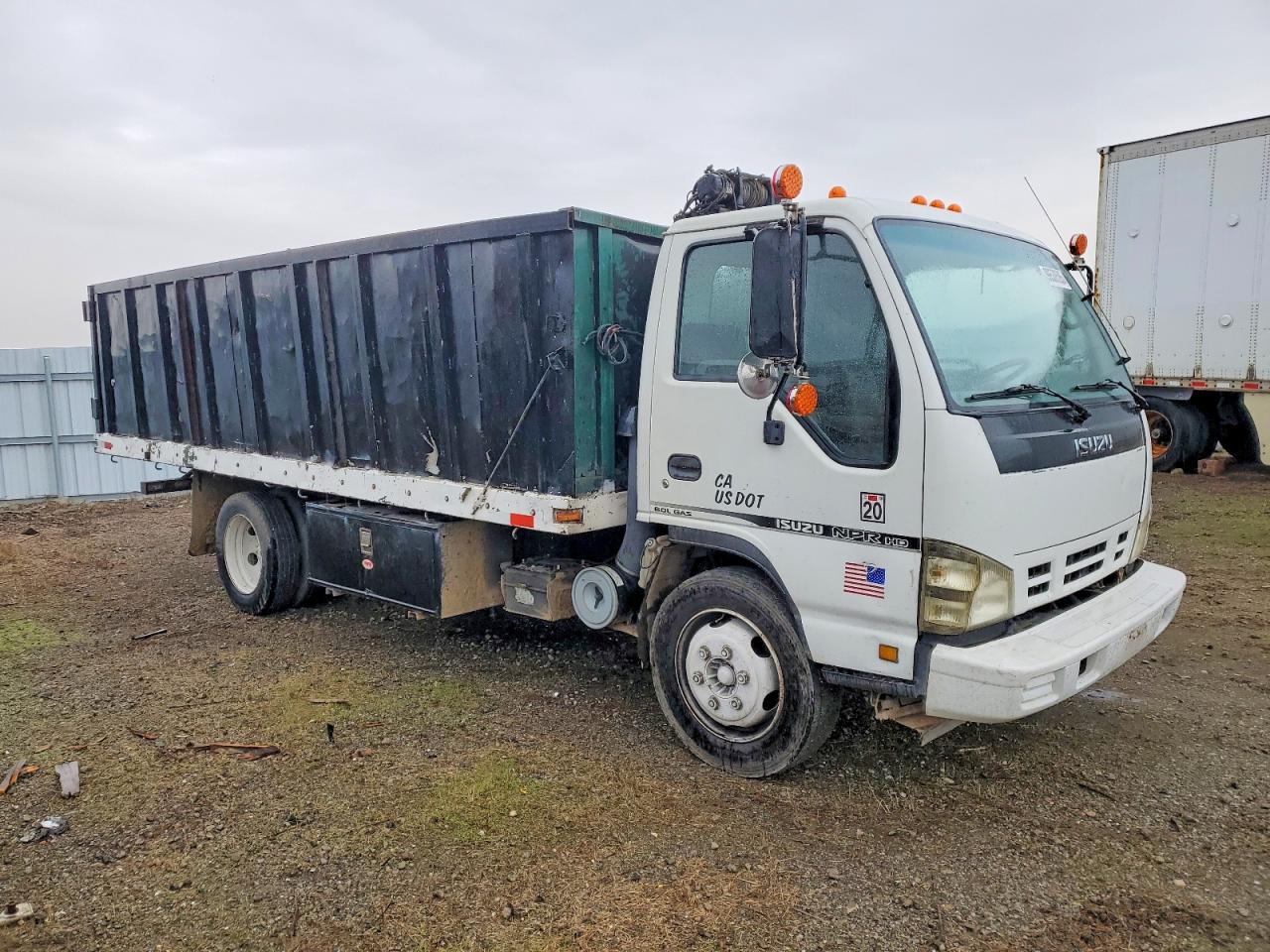2006 ISUZU NPR photo 4