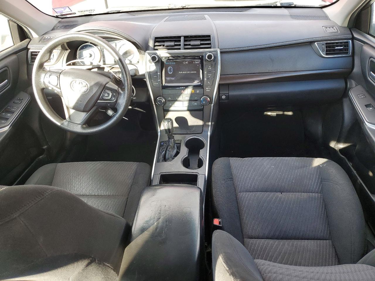 2016 TOYOTA CAMRY LE photo 8