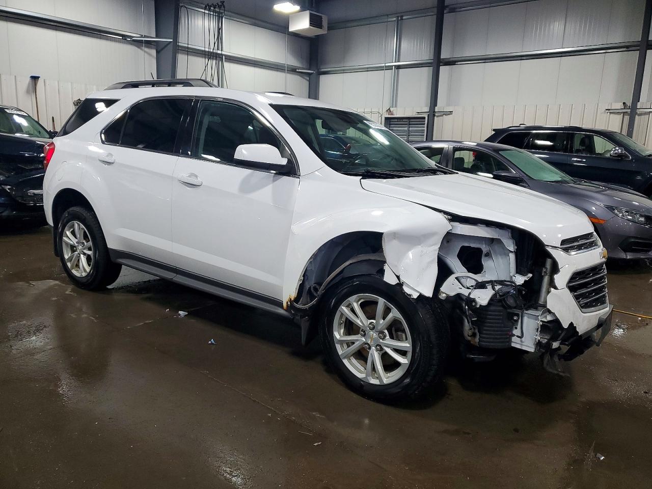 2016 CHEVROLET EQUINOX LT photo 4
