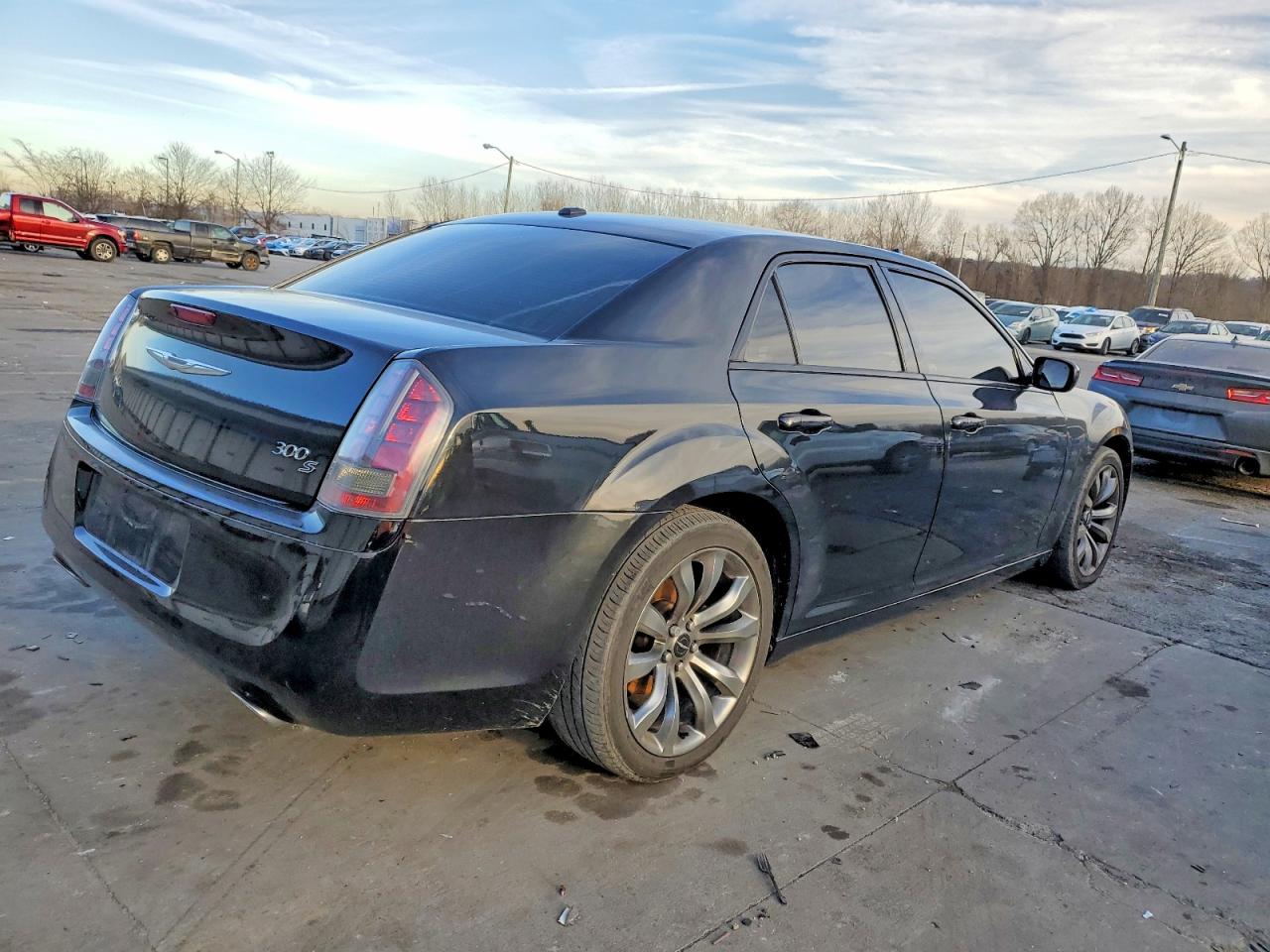 2014 CHRYSLER 300 S photo 3