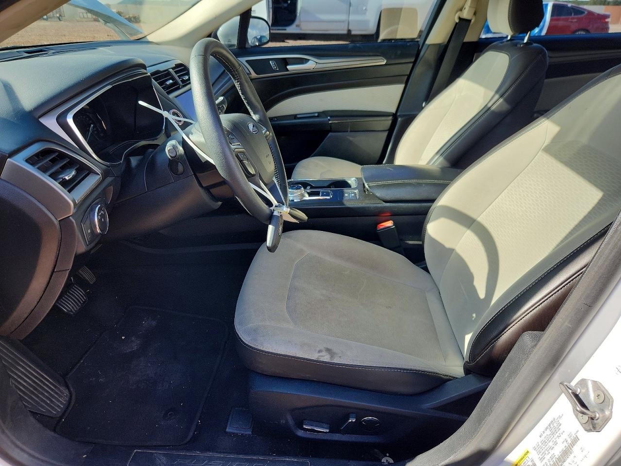 2020 FORD FUSION SE photo 7