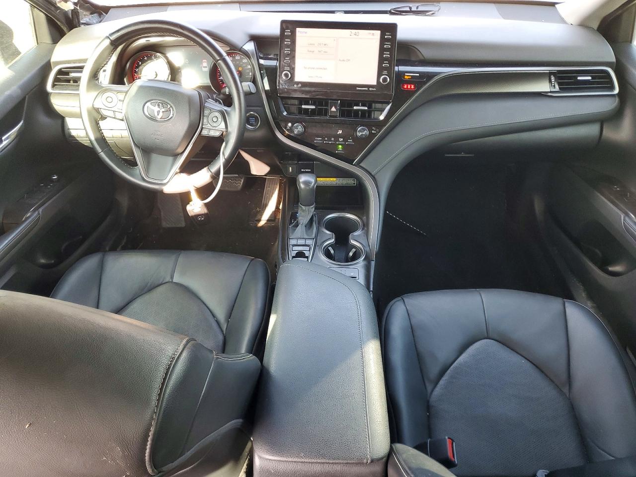 2021 TOYOTA CAMRY XSE photo 8