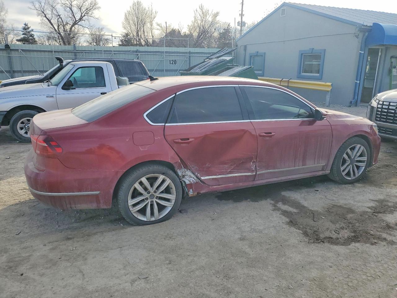 2017 VOLKSWAGEN PASSAT SE photo 3