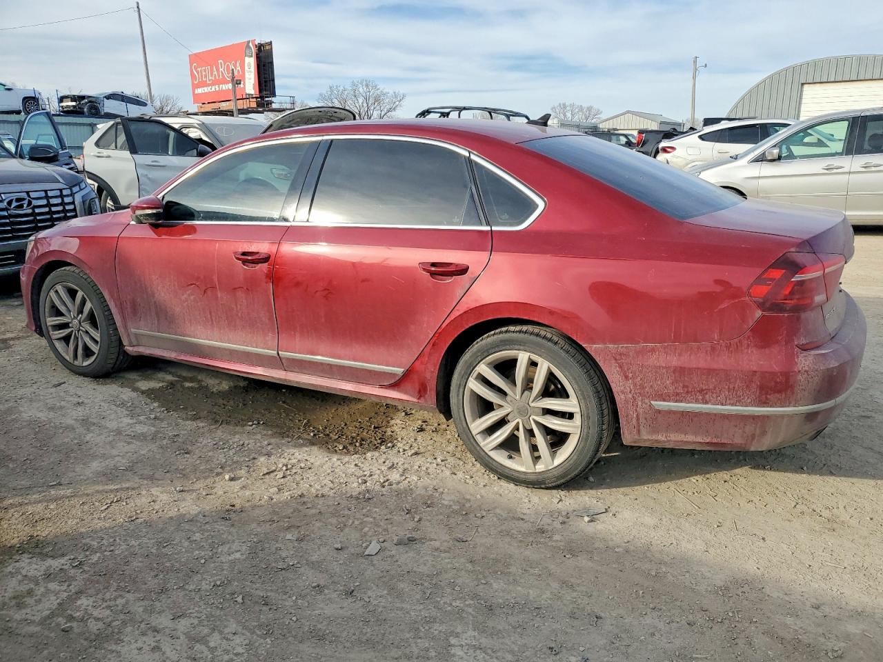 2017 VOLKSWAGEN PASSAT SE photo 2