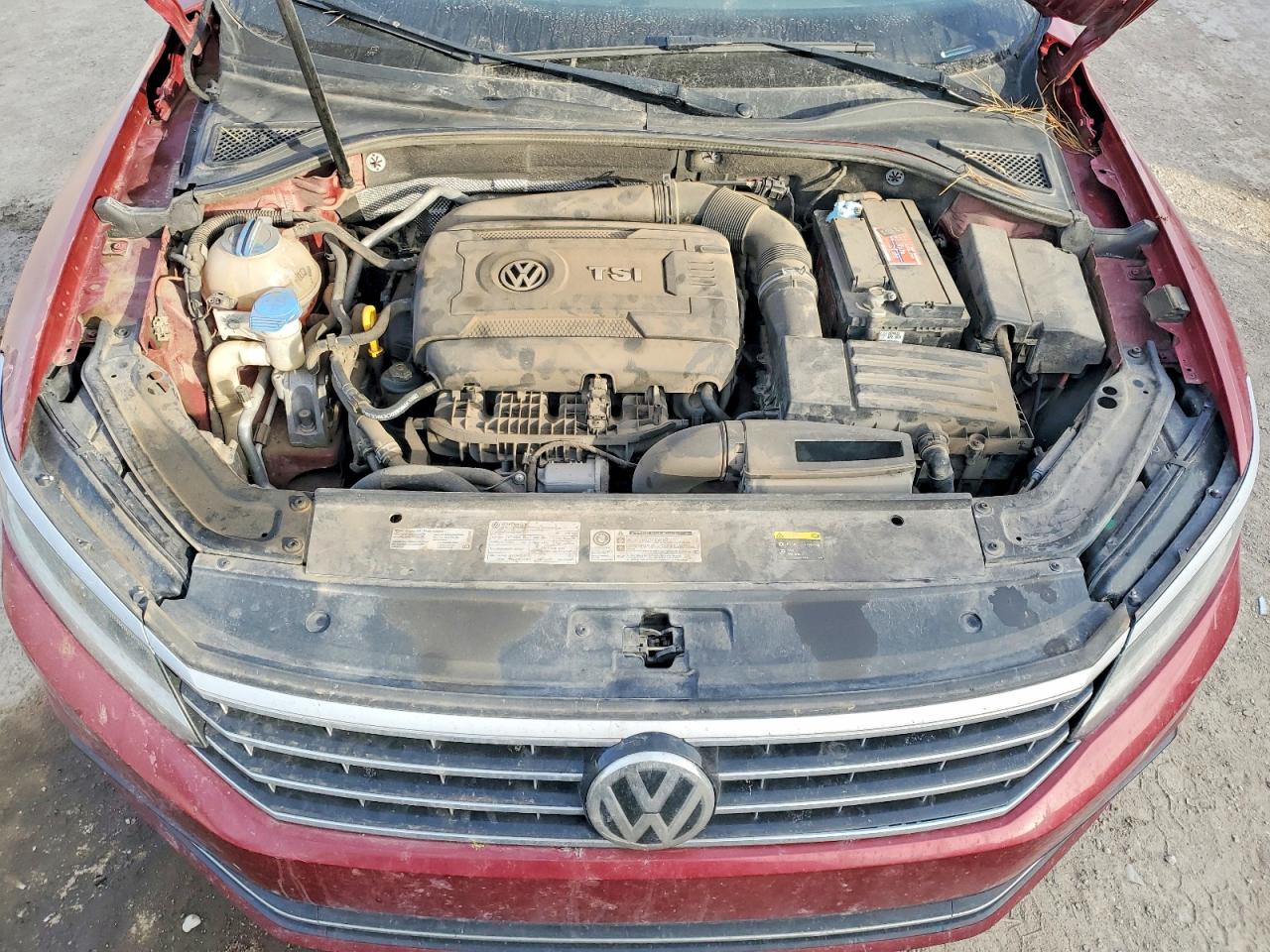 2017 VOLKSWAGEN PASSAT SE photo 11