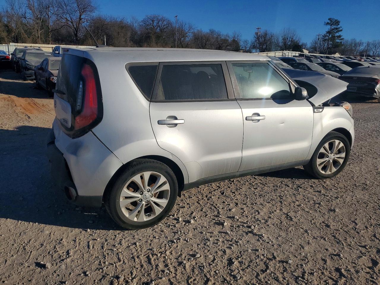2014 KIA SOUL + photo 3