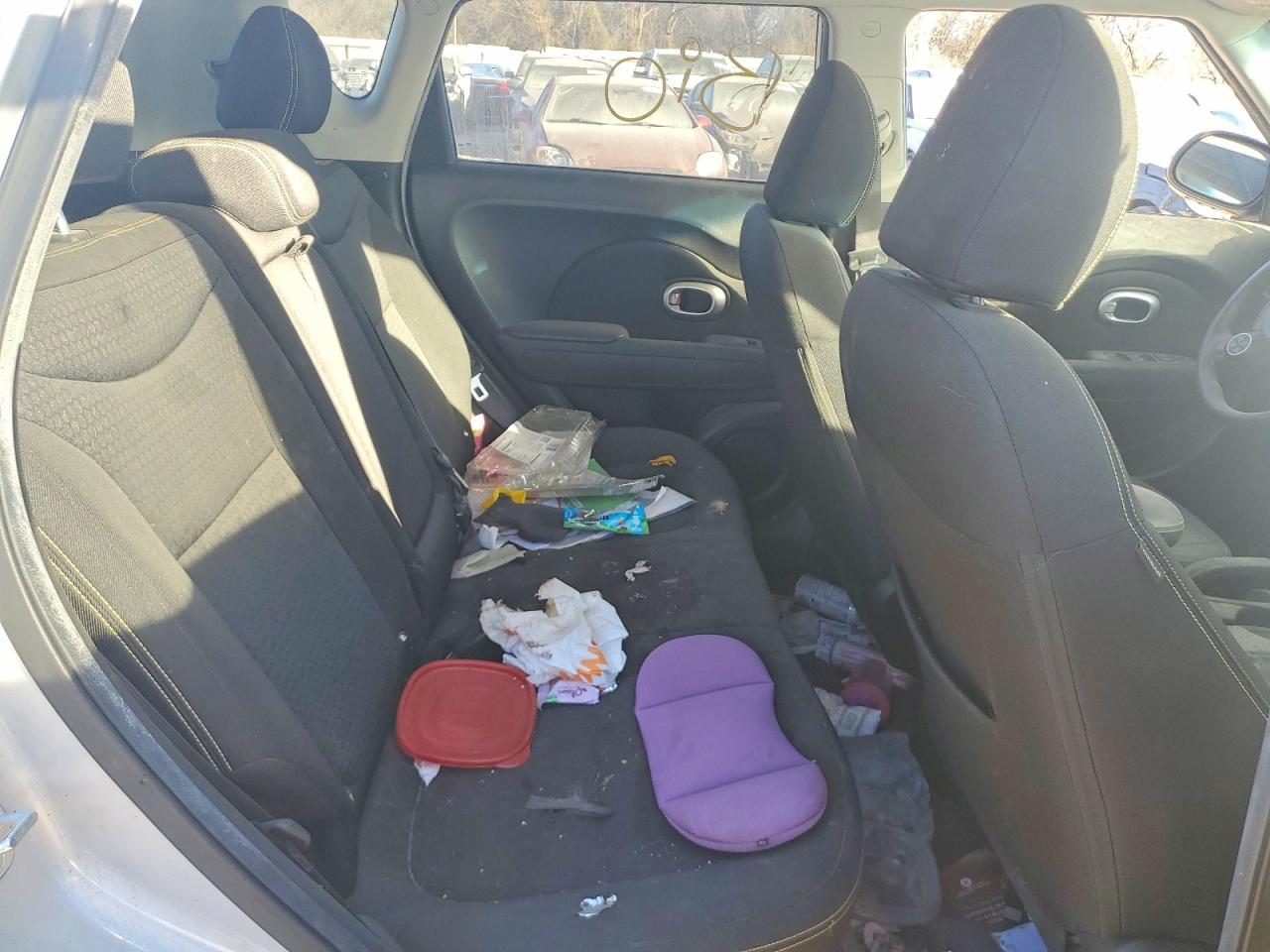 2014 KIA SOUL + photo 10
