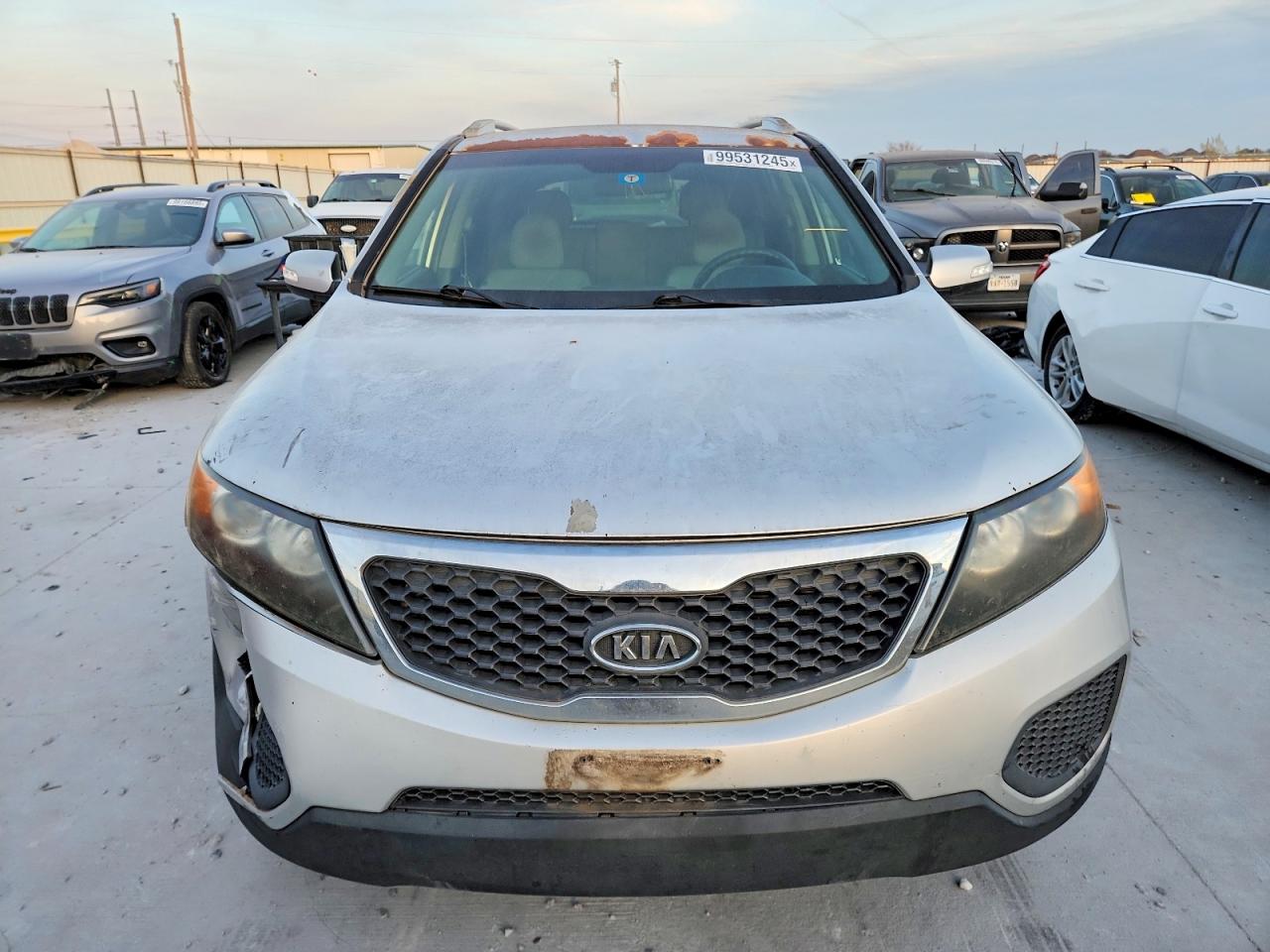 2013 KIA SORENTO LX photo 5