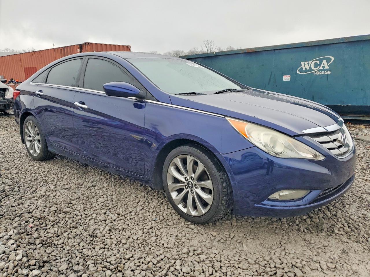 2013 HYUNDAI SONATA SE photo 4