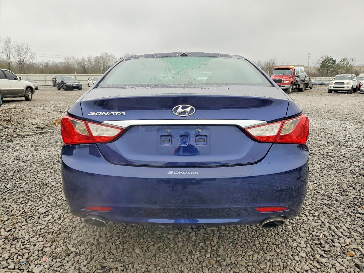 2013 HYUNDAI SONATA SE photo 6
