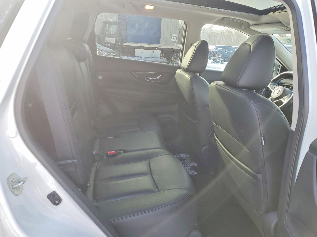 2020 NISSAN ROGUE S photo 11