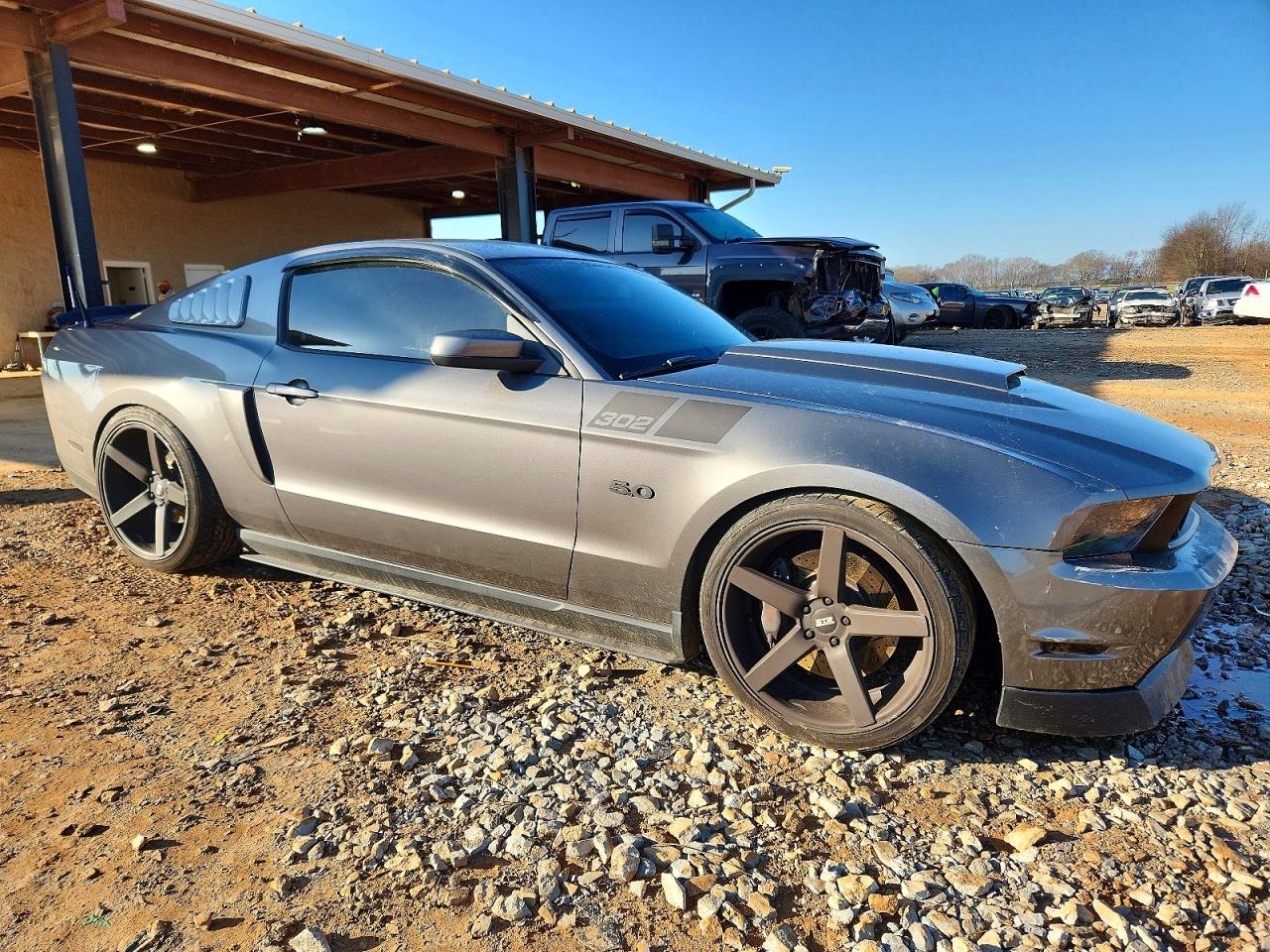 2012 FORD MUSTANG photo 4