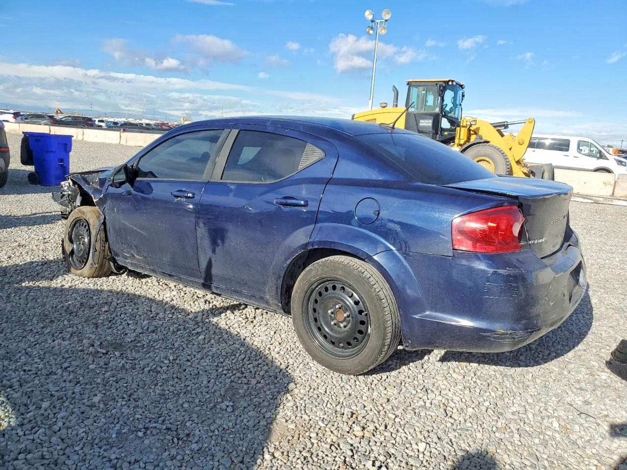 2014 DODGE AVENGER SE photo 2