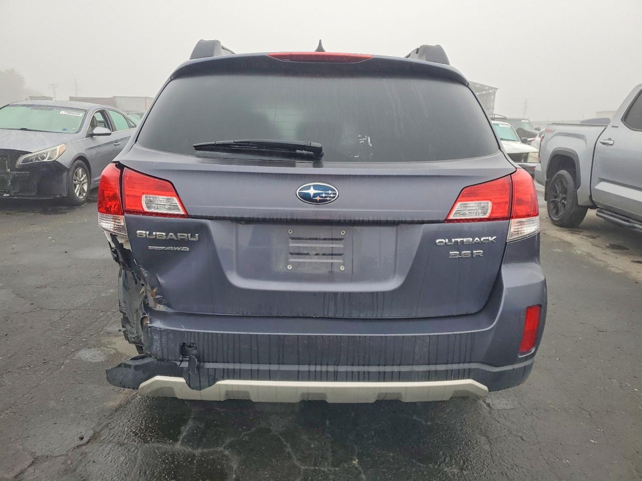 2014 SUBARU OUTBACK 3.6R LIMITED photo 6
