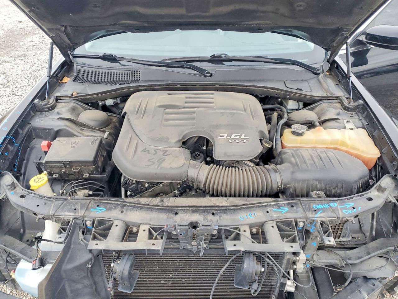 2016 CHRYSLER 300 LIMITED photo 11