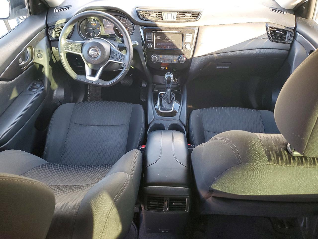 2019 NISSAN ROGUE S photo 8