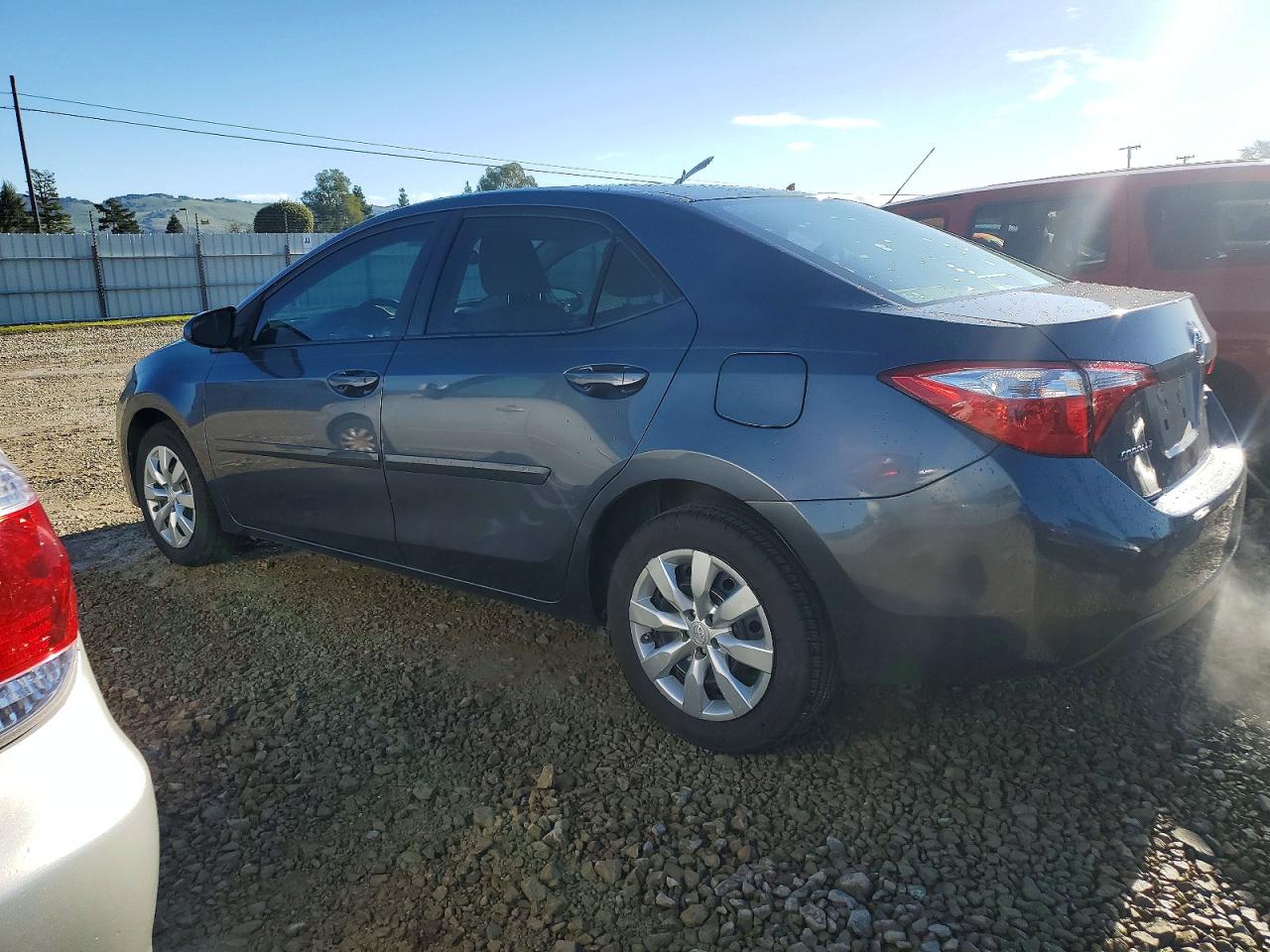 2016 TOYOTA COROLLA L photo 3