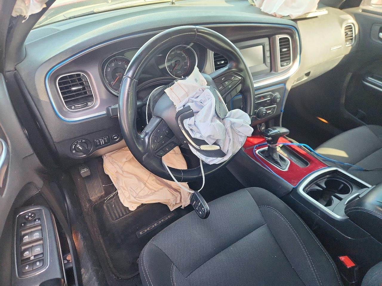 2017 DODGE CHARGER SE photo 8