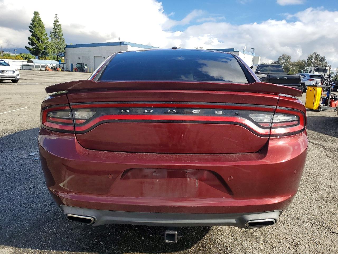 2017 DODGE CHARGER SE photo 6