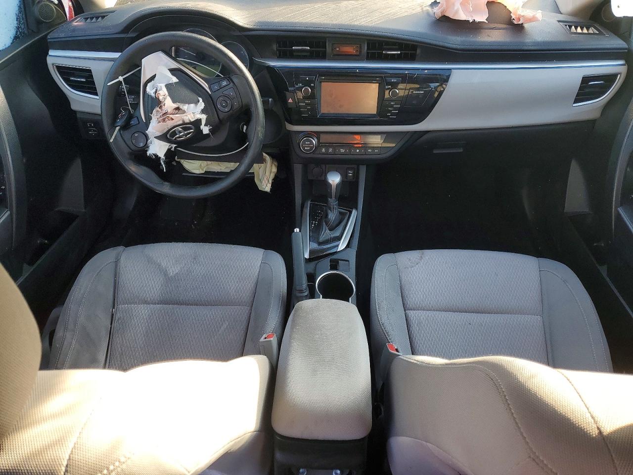 2014 TOYOTA COROLLA L photo 8
