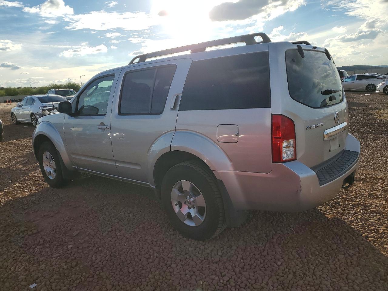 2008 NISSAN PATHFINDER S photo 2
