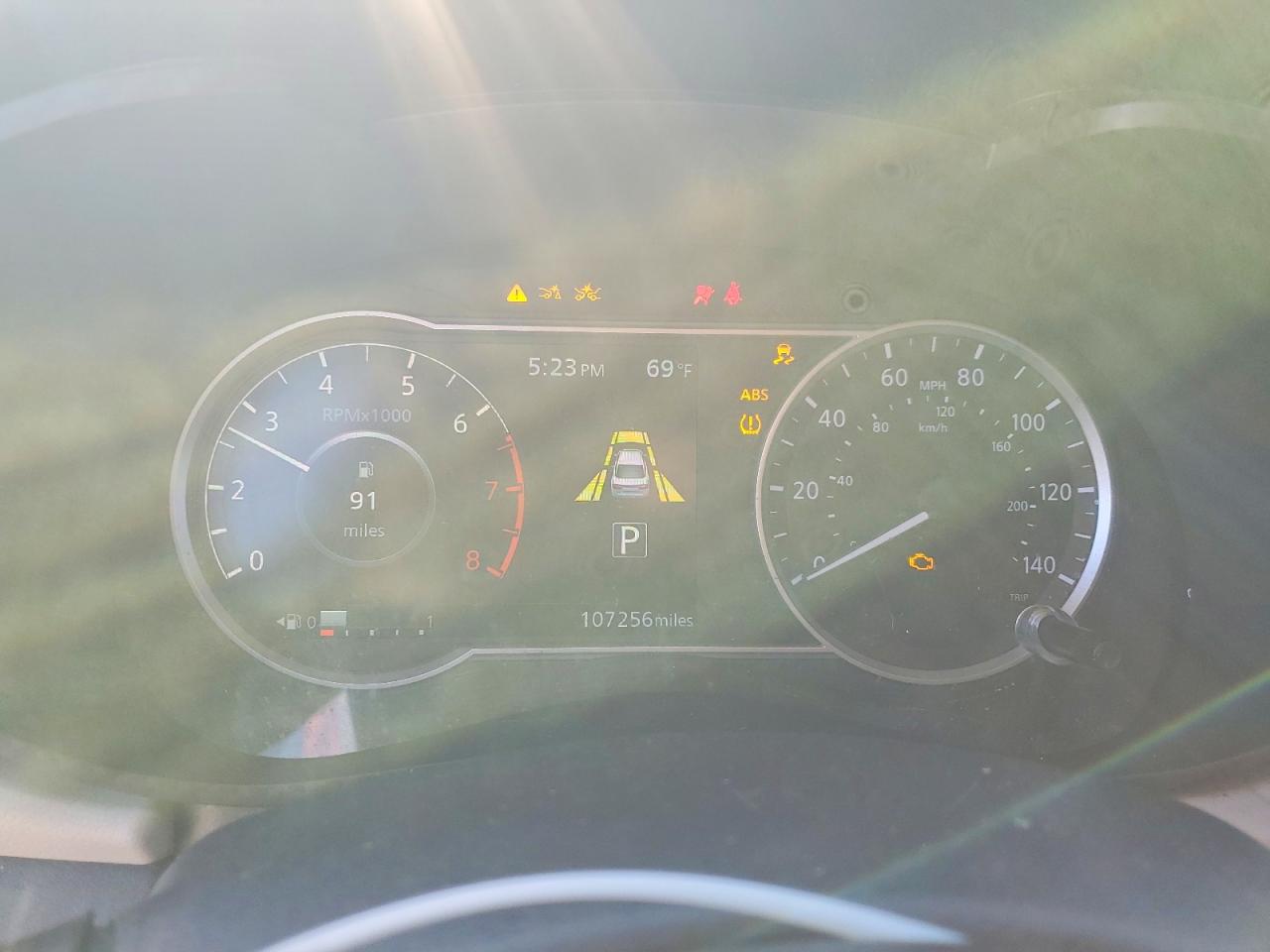 2021 NISSAN VERSA SV photo 9