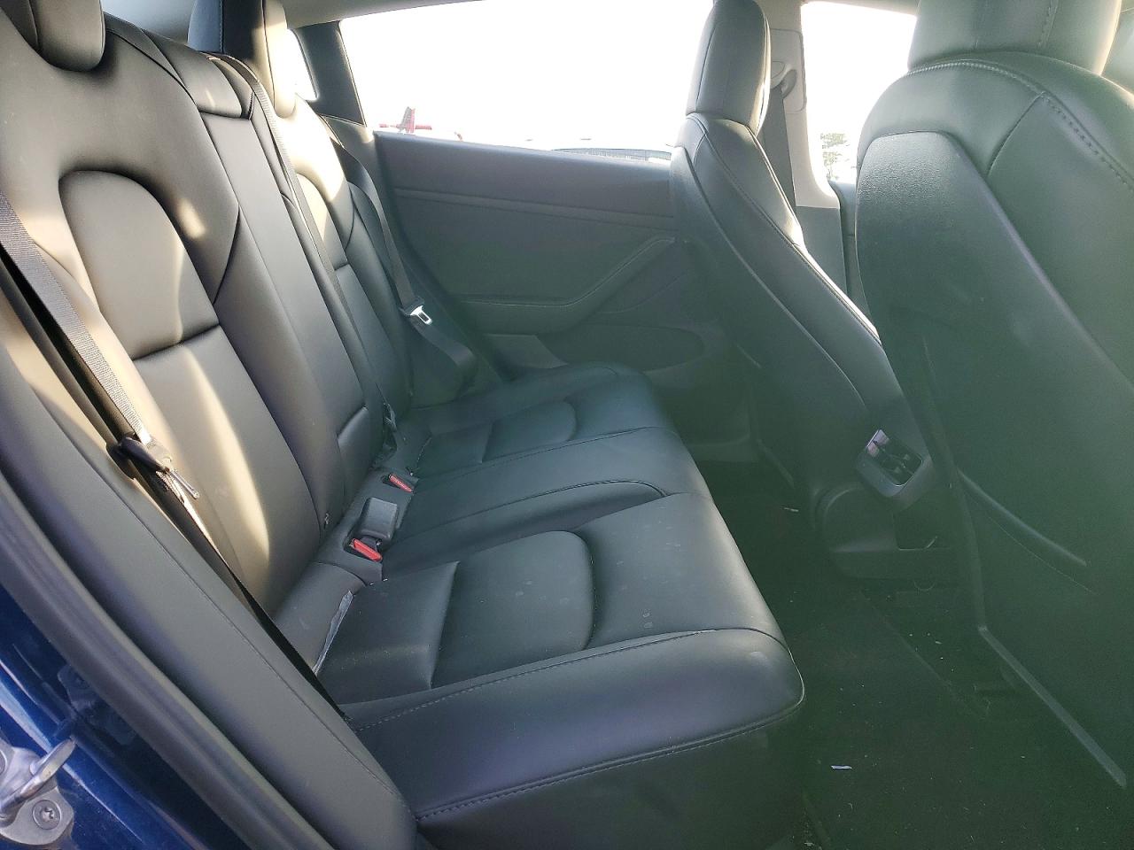 2022 TESLA MODEL 3 photo 10