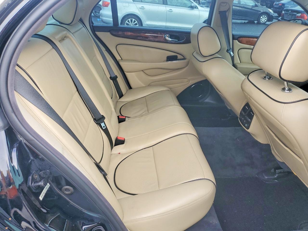 2008 JAGUAR XJ8 L photo 10