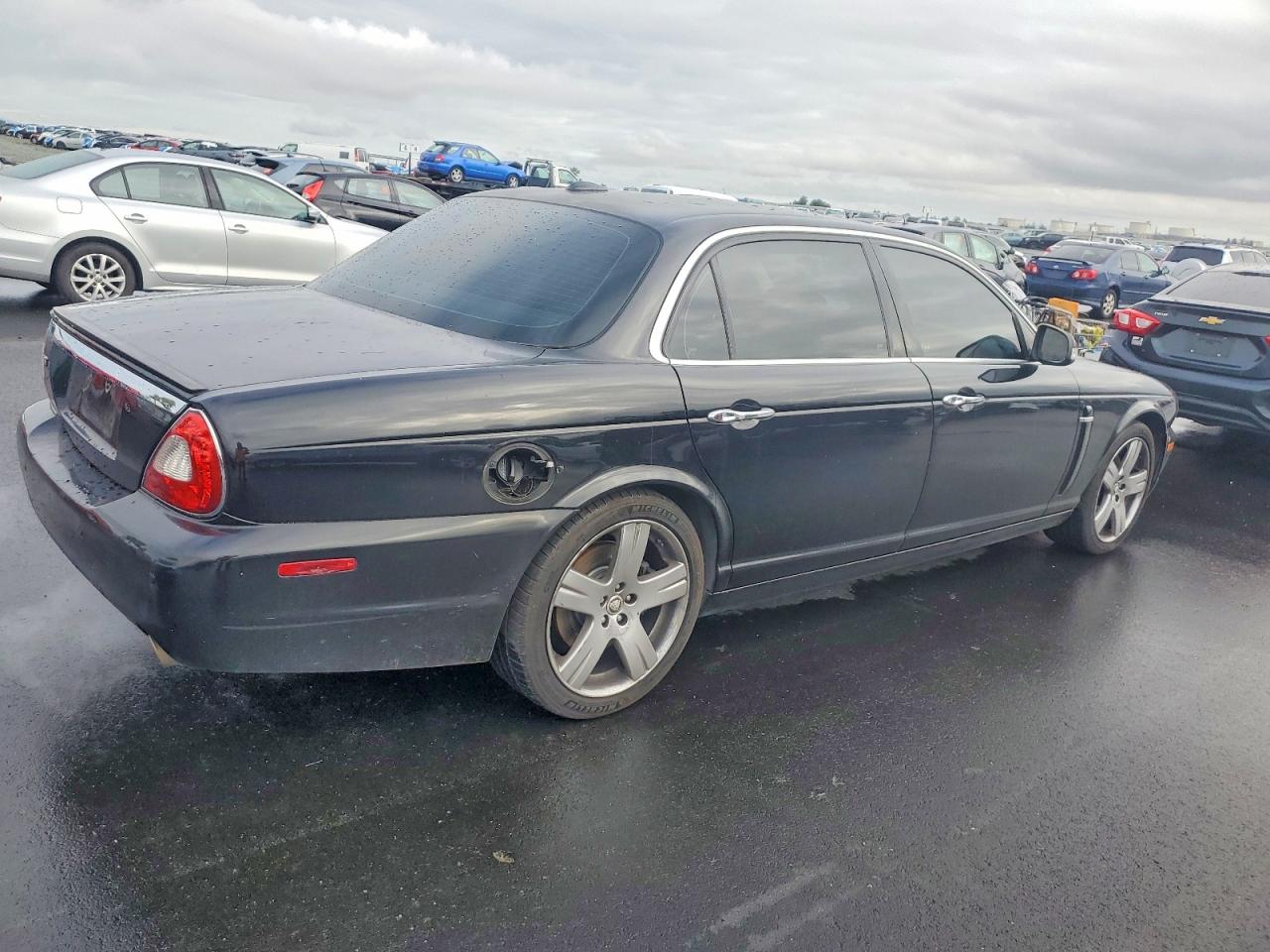2008 JAGUAR XJ8 L photo 3