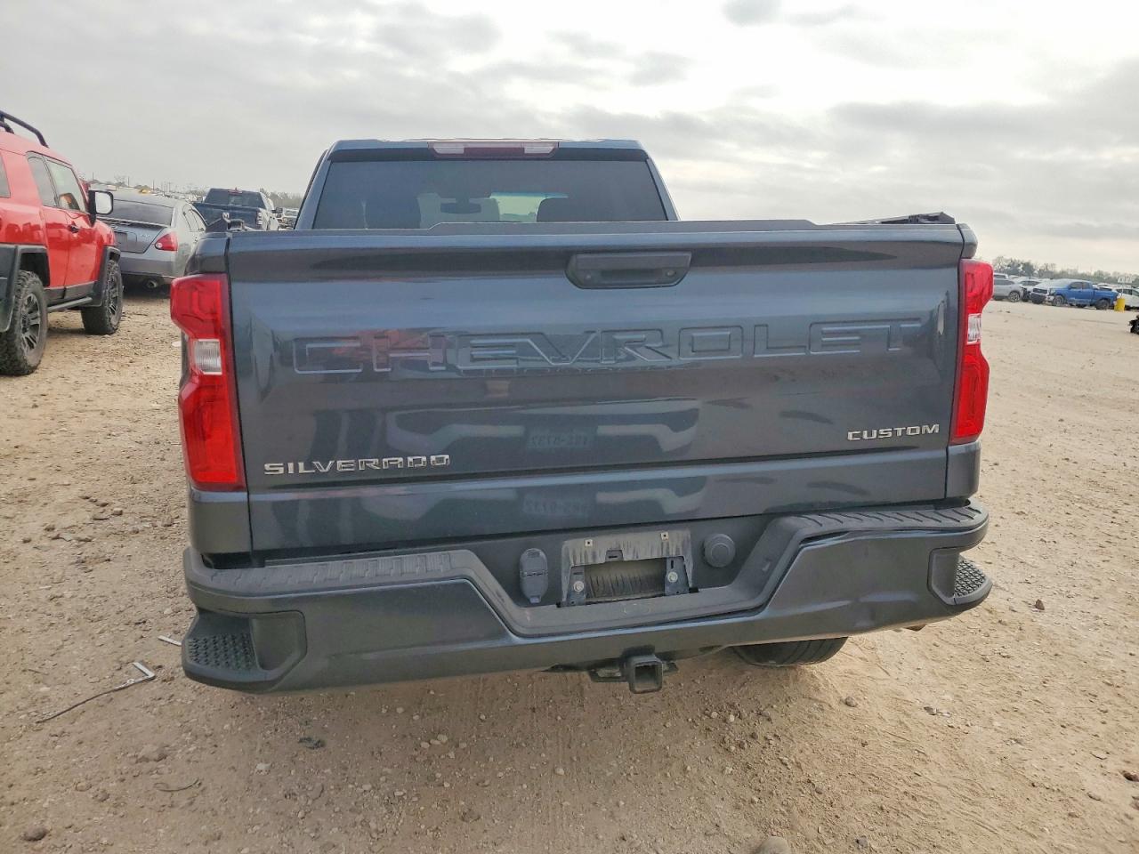 2020 CHEVROLET SILVERADO C1500 CUSTOM photo 6