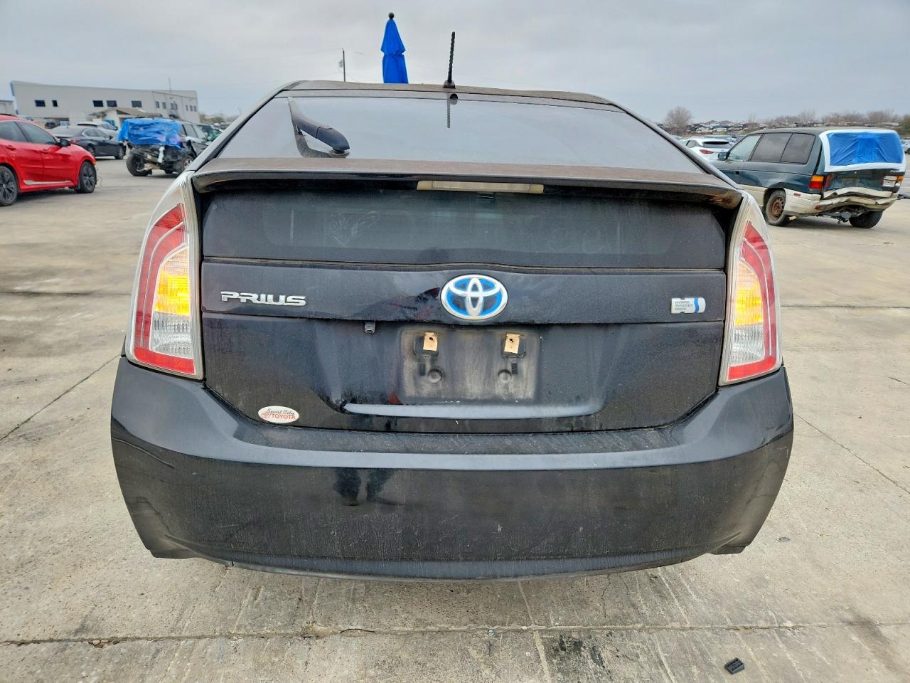 2013 TOYOTA PRIUS photo 11