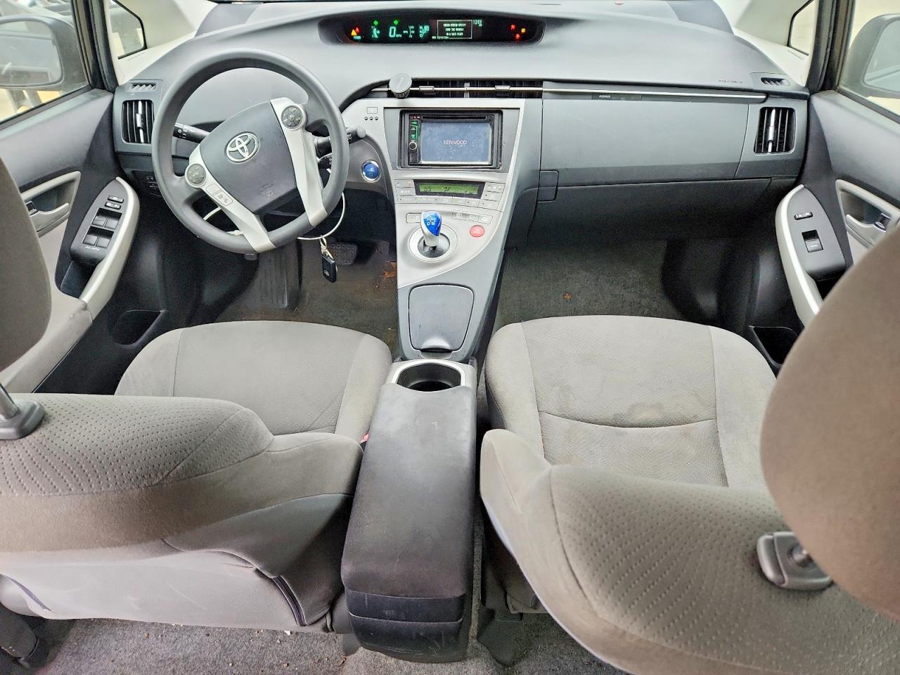 2013 TOYOTA PRIUS photo 15