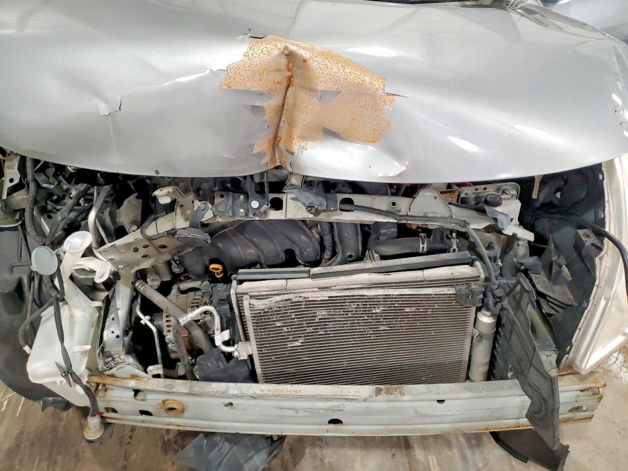 2012 NISSAN VERSA S photo 11