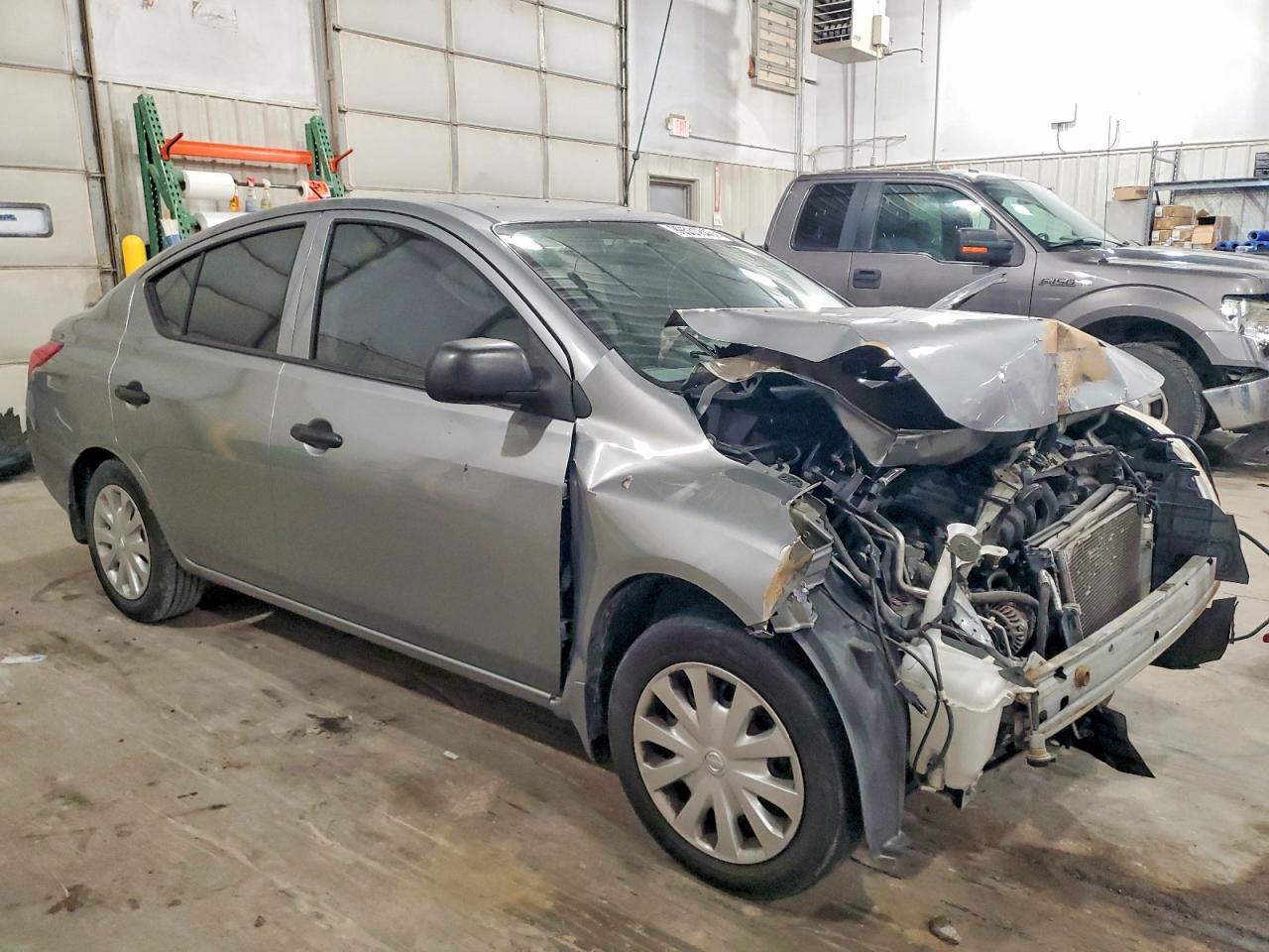 2012 NISSAN VERSA S photo 4
