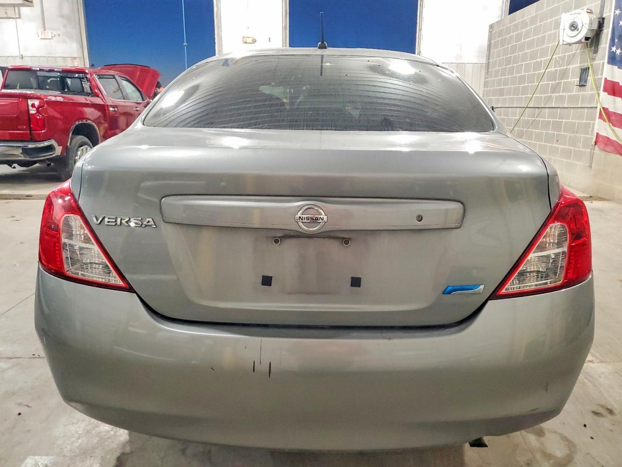 2012 NISSAN VERSA S photo 6