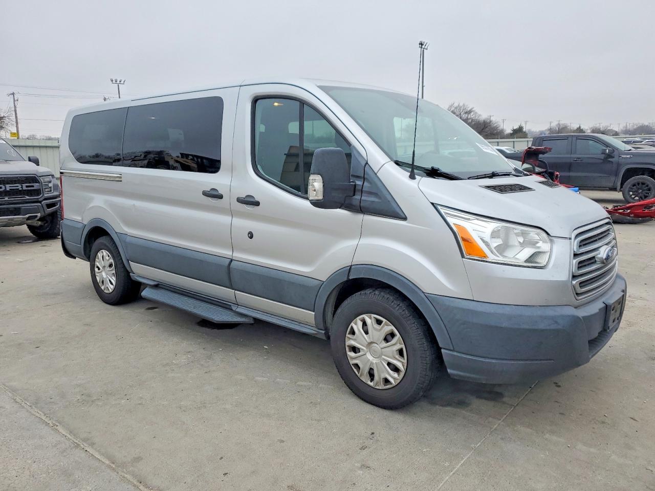 2018 FORD TRANSIT T-150 photo 7