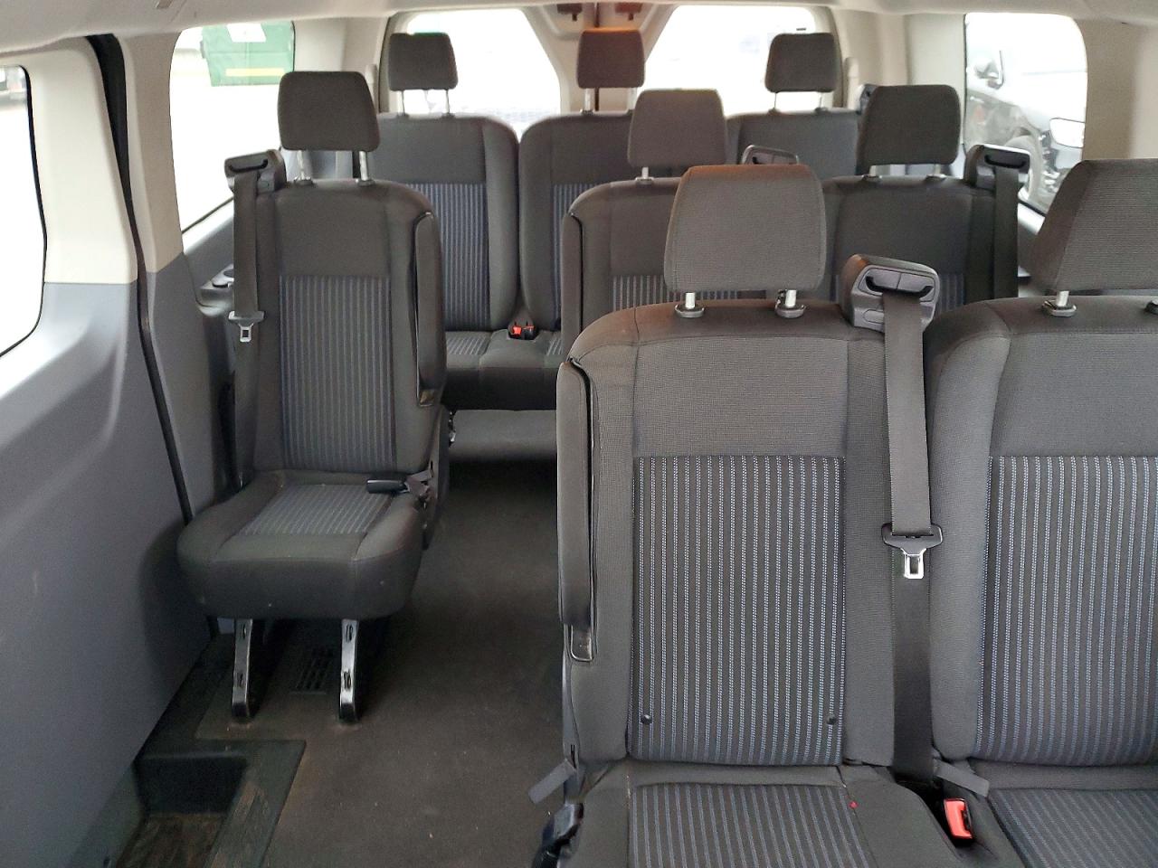 2018 FORD TRANSIT T-150 photo 19