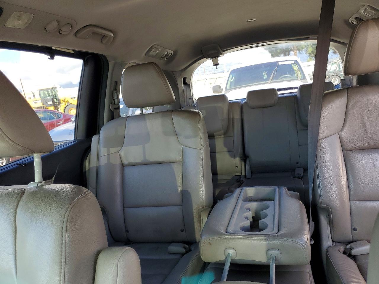 2012 HONDA ODYSSEY EXL photo 10