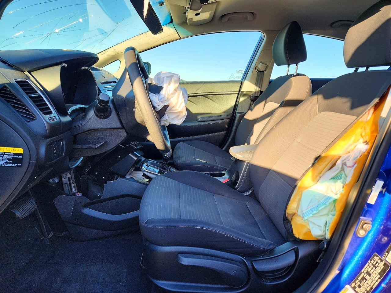 2017 KIA FORTE LX photo 7