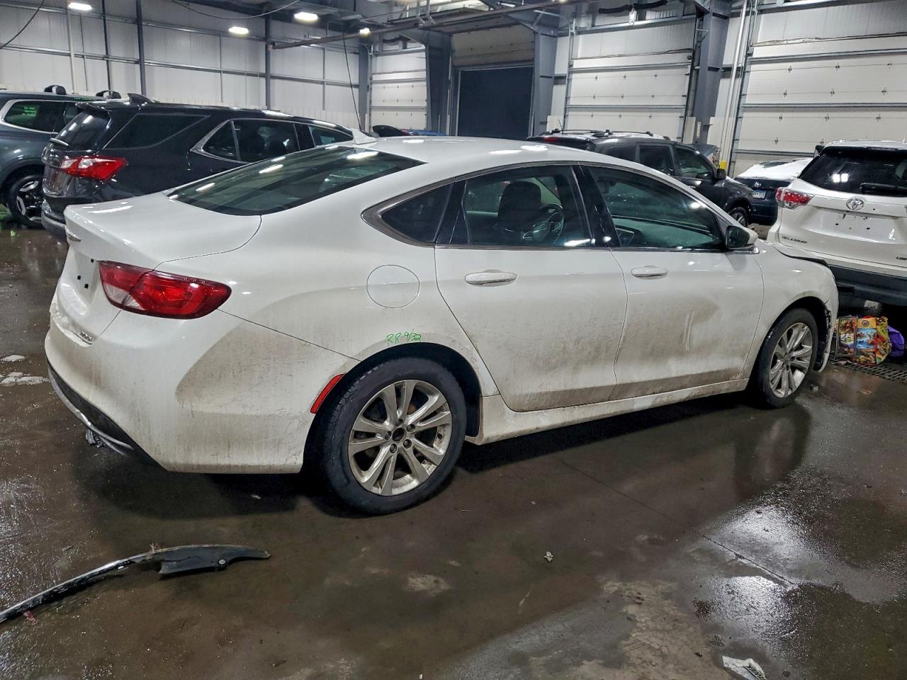 2015 CHRYSLER 200 LIMITED photo 3