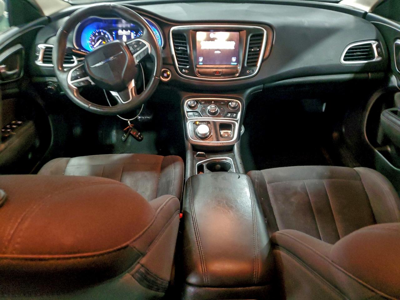2015 CHRYSLER 200 LIMITED photo 8