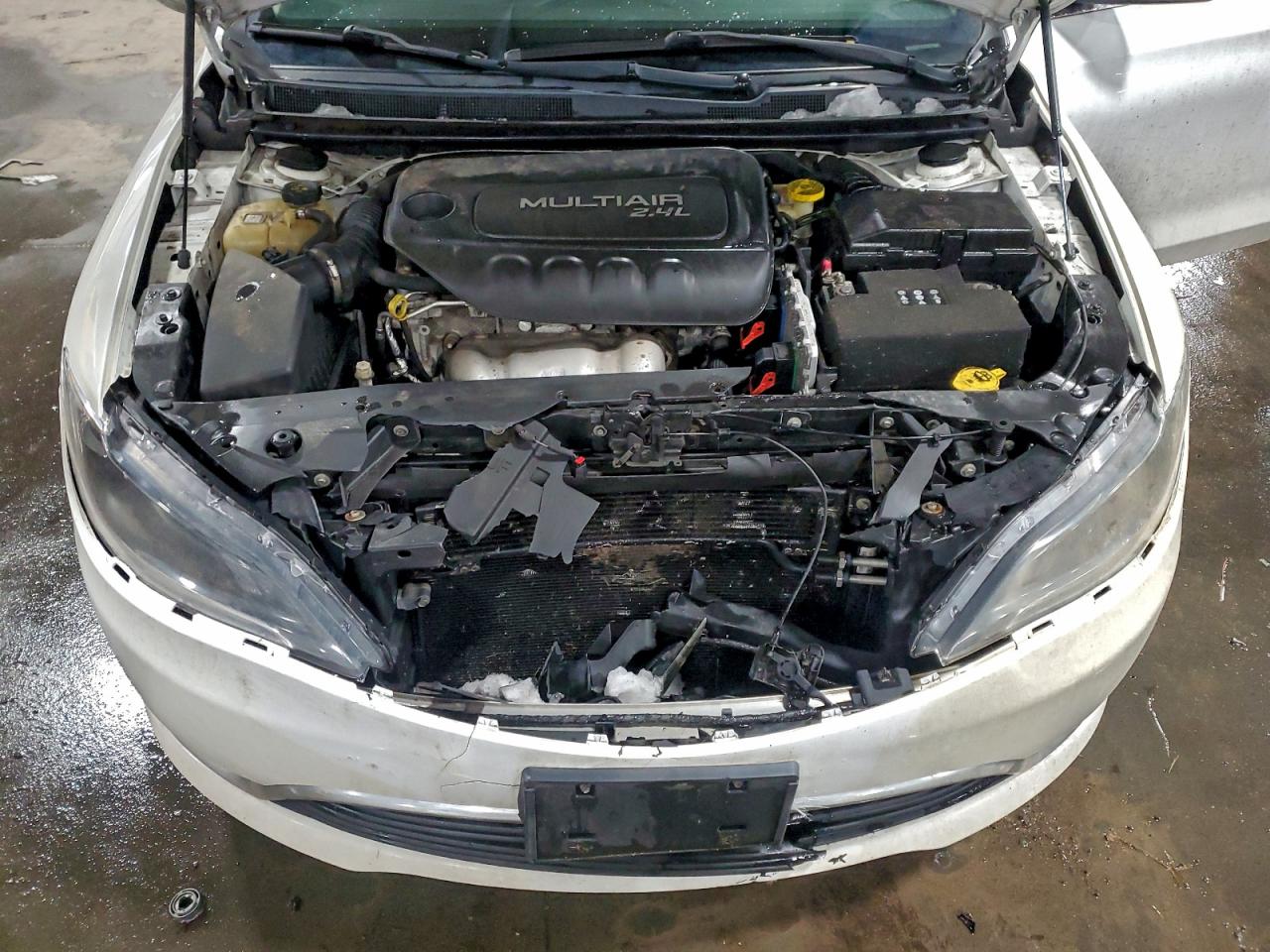 2015 CHRYSLER 200 LIMITED photo 11