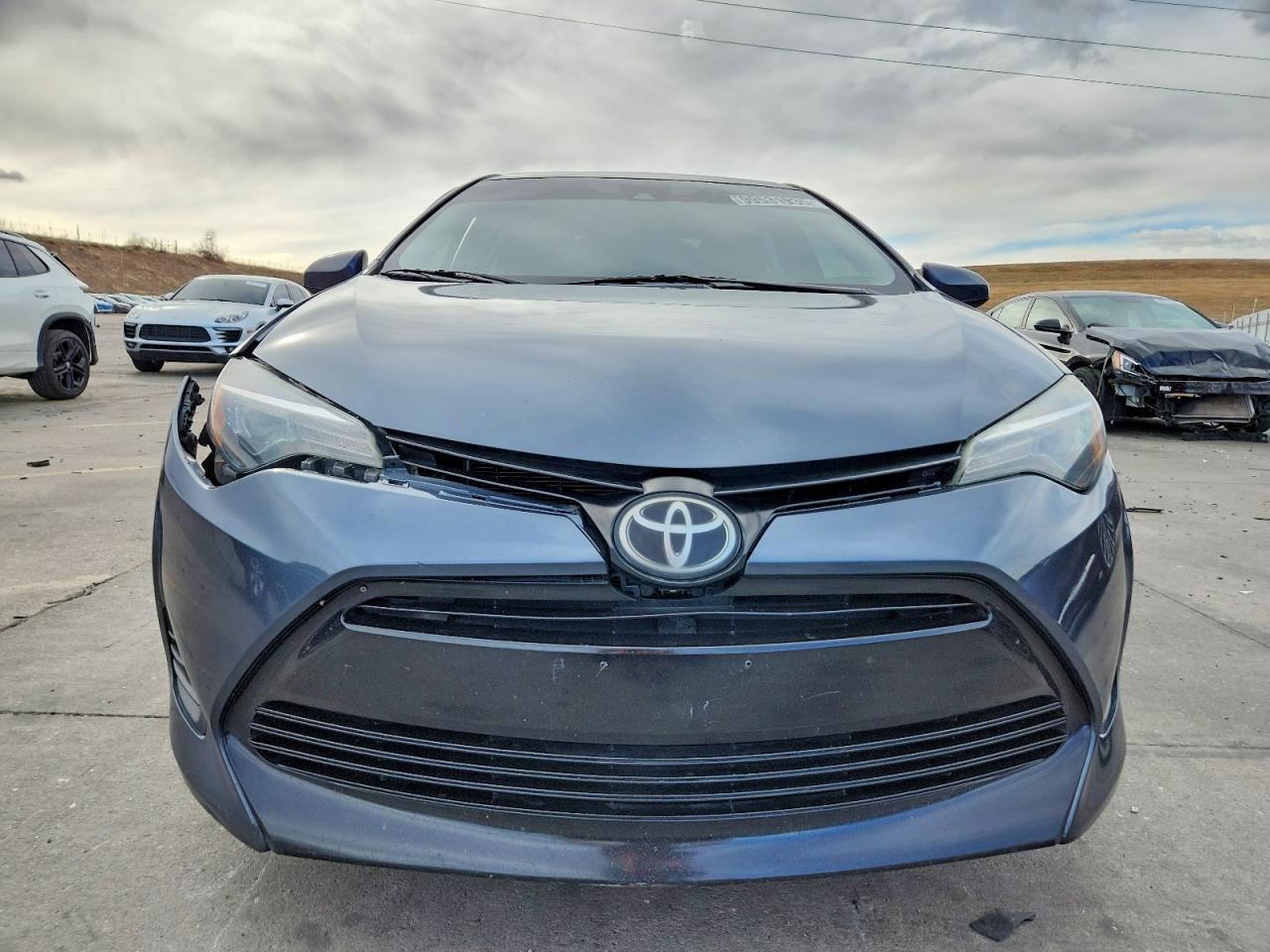 2019 TOYOTA COROLLA L photo 13