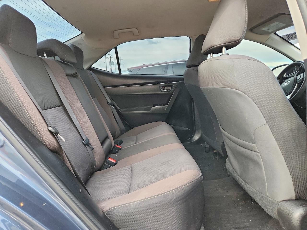2019 TOYOTA COROLLA L photo 28