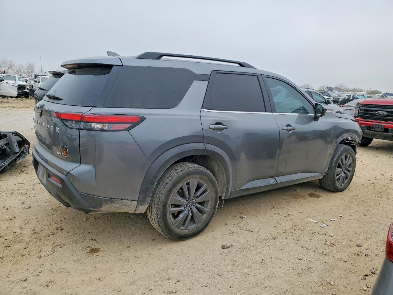 2023 NISSAN PATHFINDER SV photo 5