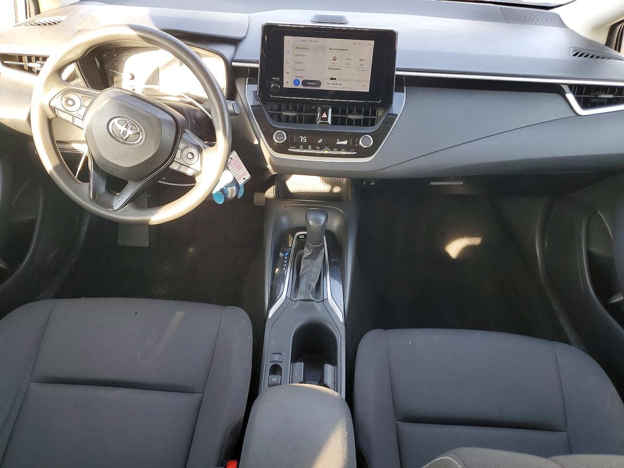 2023 TOYOTA COROLLA LE photo 8