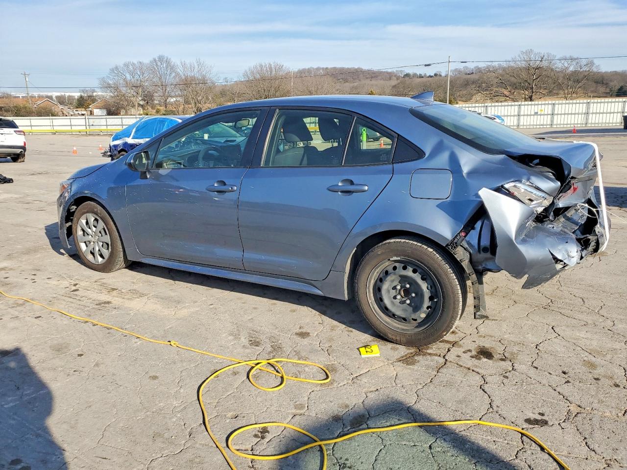 2023 TOYOTA COROLLA LE photo 2