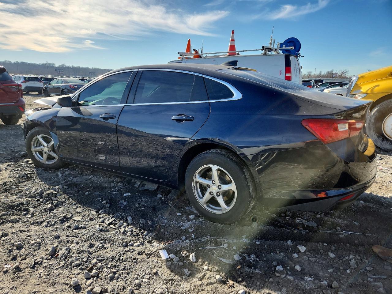 2018 CHEVROLET MALIBU LS photo 2